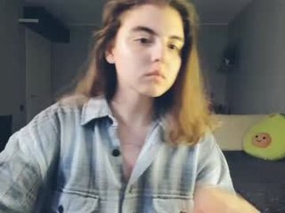 emmamon 20 y. o. cam girl showing big tits and big ass