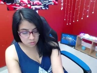 sarah_potter 22 y. o. latina cam girl wants an multiple orgasm from ohmibod in her pussy or asshole online