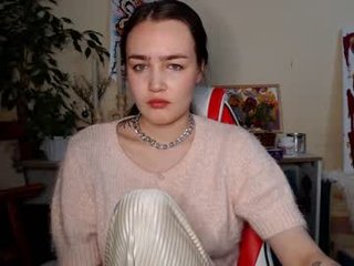 i_love_icecream 19 y. o. sex cam with a horny cute cam girl that's also incredibly naughty