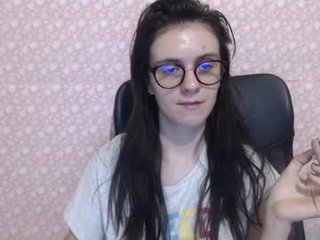 oliviasager 0 y. o. domina cam girl loves dirty live sex in the chatroom