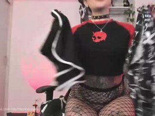 herinfernalmajesty 99 y. o. cam girl strong fucked in the pink ass