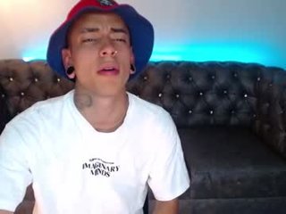 saenz_hotx 99 y. o. latina cam girl wants an multiple orgasm from ohmibod in her pussy or asshole online