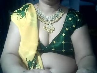 crezybhabihot 0 y. o. cam girl showing big tits and big ass
