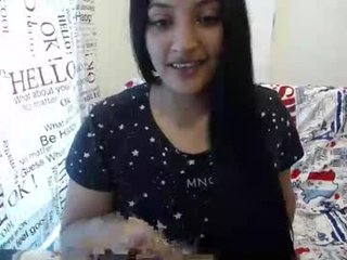 melissa_sexytits 25 y. o. her pussy is ready for a hard sex penetration online