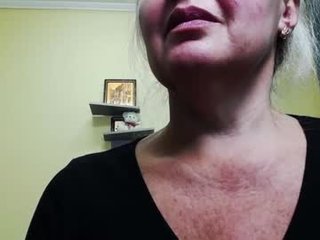 kamaliasim 39 y. o. depraved blonde cam girl presents her pussy drilled