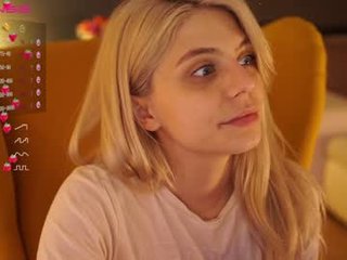 idontlikeguccibelts 0 y. o. cam girl strong fucked in the pink ass