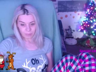 anna_ana 37 y. o. cam mature loves to shove ohmibod as deep as possible