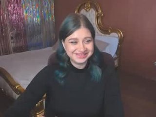 playmind 23 y. o. cam babe wants show beauty kiss live sex