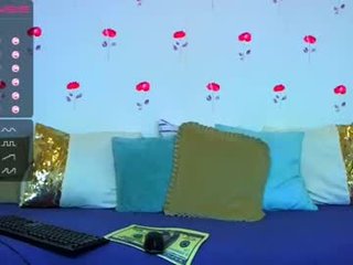 red_rose12 0 y. o. cam babe loves gets orgasm from vibrations with a ohmibod in the chatroom