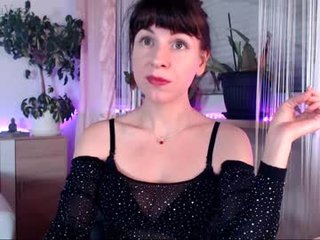 vanessavoxx 30 y. o. naked cam girl loves ohmibod vibration in her tight pussy online