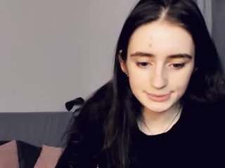 lisawoo 0 y. o. sex cam with a horny cute cam girl that's also incredibly naughty