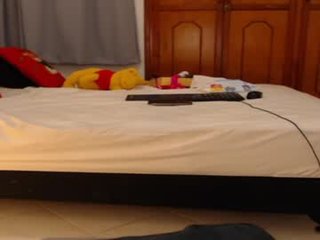 damn_fantasy 22 y. o. pregnant cam babe is offering her cunt for crazy first-time drilling online