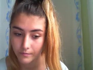 your_mouse23 0 y. o. horny man spewing his cum into pink cam babe pussy