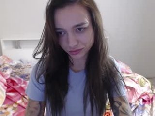 teona_amore 0 y. o. cam mature mistress loves it when her boy toy rims her anus like the man whore he is