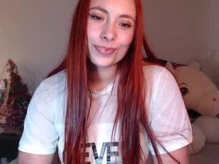 salomefox2 26 y. o. latina cam babe toying her pussy and getting it fucked hard