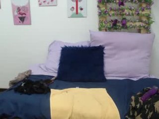 moniqueyoumilf 0 y. o. cam mature, watch her doing chores and even masturbating on cam