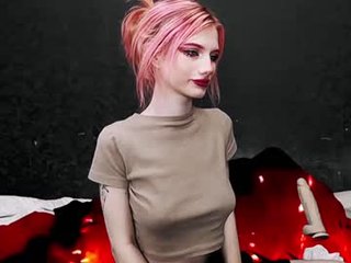 waterfallwoods 19 y. o. domina cam girl loves dirty live sex in the chatroom