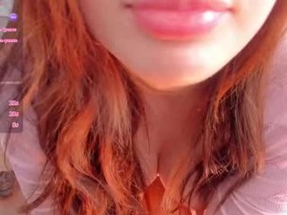 cupcakepancake 19 y. o. naked cam babe already knows how to cum and how to squirt online