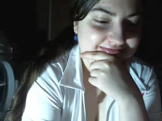 sexynyu18 25 y. o. cam girl gaping and humping her fuck hole deep online