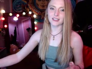 tatum__kahlo 99 y. o. nude cam babe throat abused while holding her own feet online