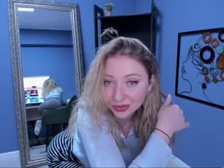 amyrossie 23 y. o. blonde cam girl gets her ass stuffed with huge dick