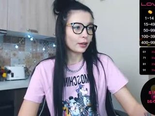 harley_everly 26 y. o. naked cam girl loves ohmibod vibration in her tight pussy online