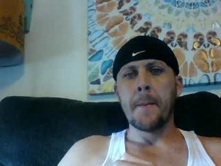 valvenus101 38 y. o. webcam girl with big tits enjoys hot and sensual live sex