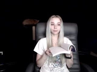 _mother_of_cats 21 y. o. naked cam girl loves ohmibod vibration in her tight pussy online