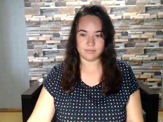 limalagris 20 y. o. pregnant cam babe is offering her cunt for crazy first-time drilling online