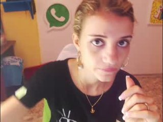 chelseylewis 24 y. o. blonde cam girl wants dirty cum show