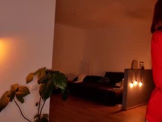 hunky_dory1 21 y. o. slim cam babe likes wearing the sluttiest panty live on sex cam