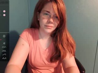 sammy_lyn 32 y. o. sex cam with a horny cute cam girl that's also incredibly naughty